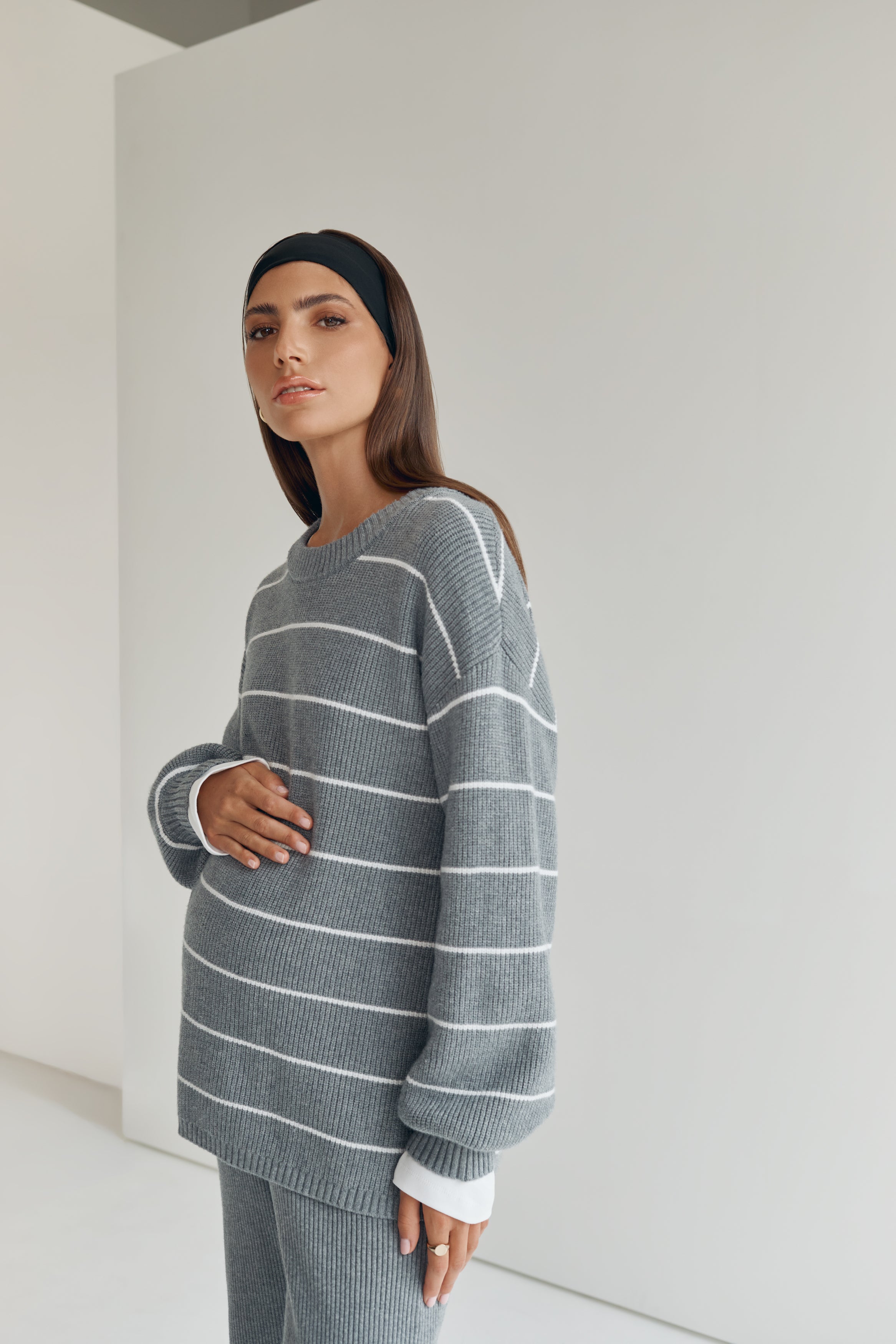 Cosy Knit Jumper (Grey/White Stripe)