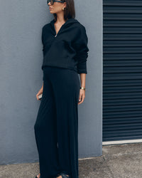 Black Stylish Maternity Cropped Hoodie 3