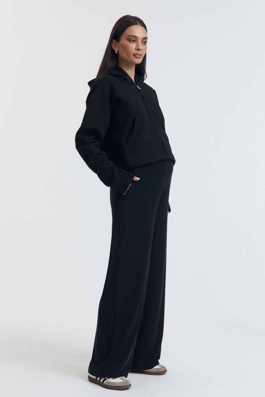 Black Stylish Maternity Cropped Hoodie 6