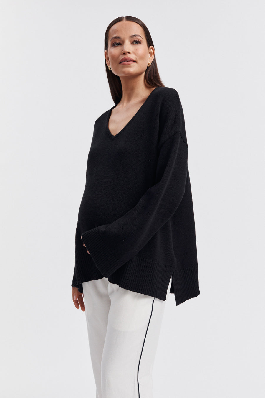 Breastfeeding Friendly Deep V Neck (Black) 1