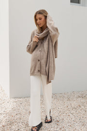 Fluffy Maternity Scarf (Fawn) 9