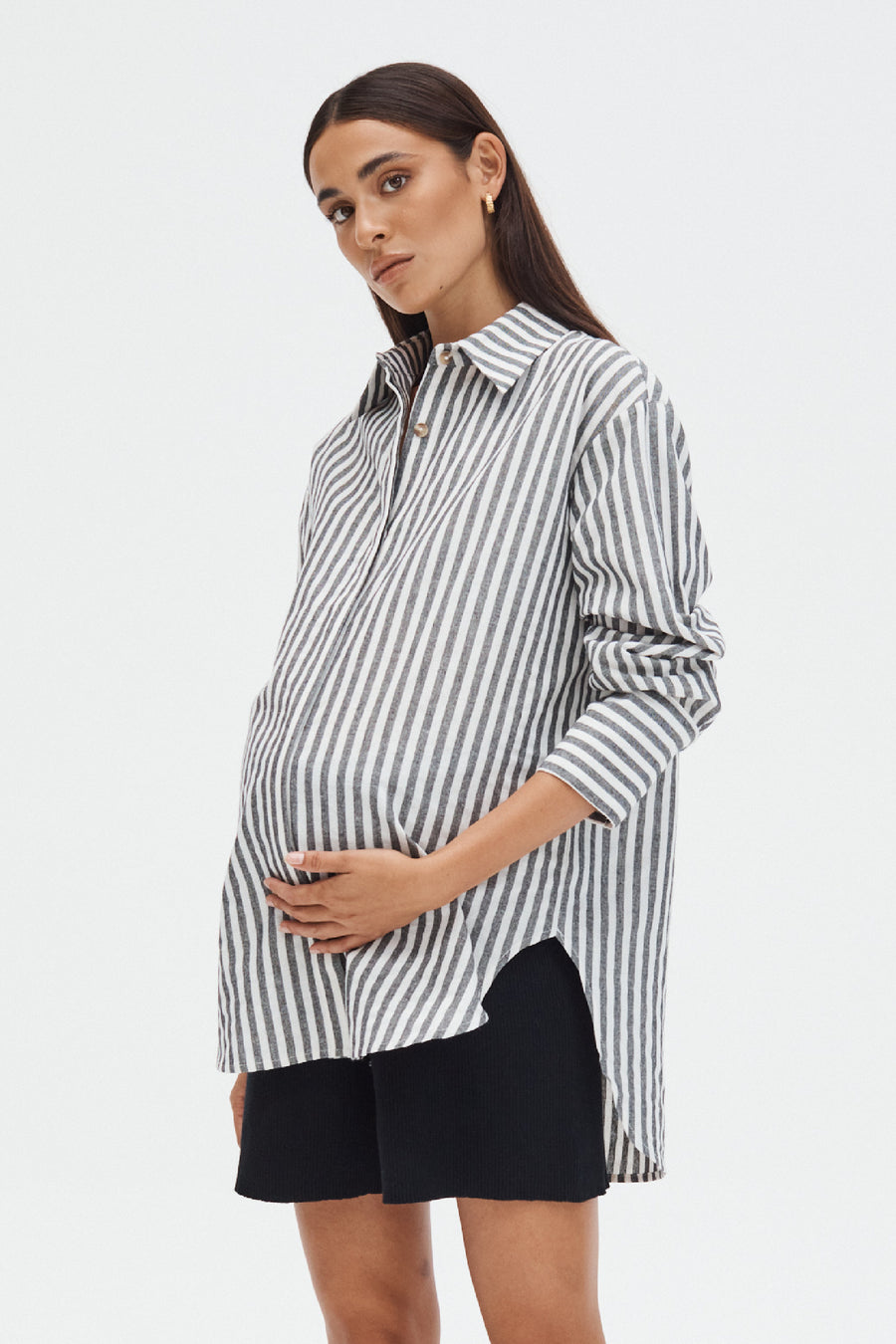 Stylish Maternity Shorts (Black) 4