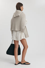 Maternity Chunky Turtleneck Knit (Oat) 9