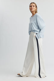Maternity Long Sleeve Crop Tee (Saint Blue) 5
