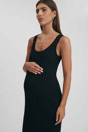 Maternity Scoop Neck Dress (Black) 4