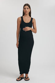 Maternity Scoop Neck Dress (Black) 6