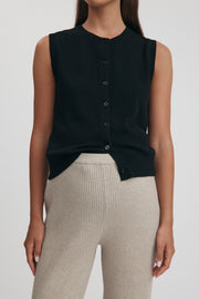 Maternity Sleeveless Vest (Black) 1