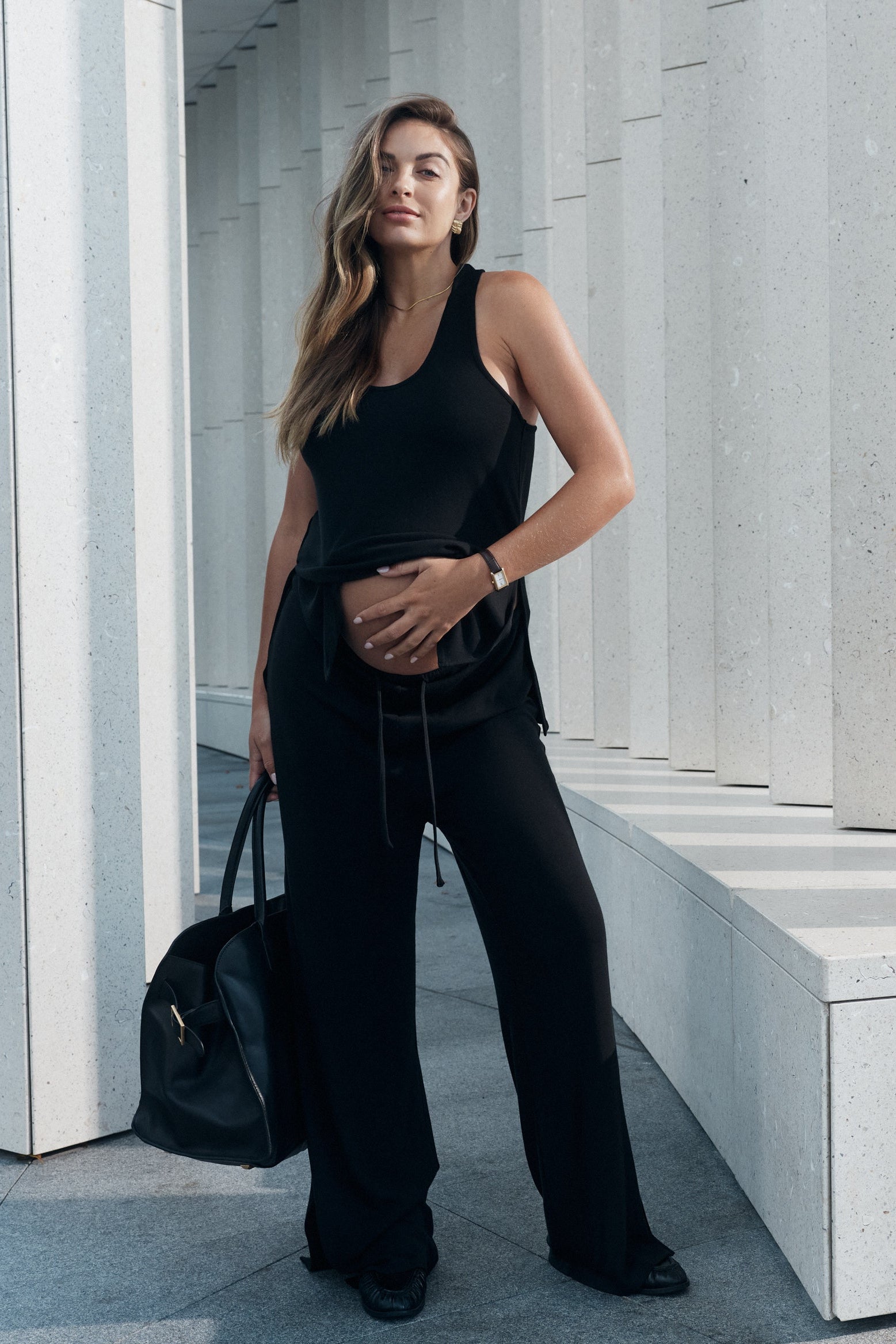 Maternity Travel Tank Top (Black) | Legoe Heritage – LÉGOE HERITAGE