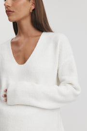 Maternity V Neck Knit Jumper (Ivory) 3