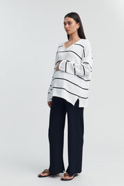 Maternity V Neck Knit Jumper (Stripe) 5