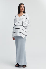 Maternity V Neck Knit Jumper (Stripe) 7