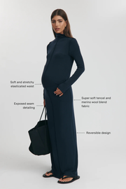 Relaxed Merino Wool Blend Skirt (Navy)