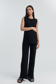 Soft Maternity Knit Tank (Black) 2