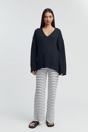 Stylish Breastfeeding Friendly V Neck Jumper (Navy) 7