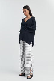 Stylish Breastfeeding Friendly V Neck Jumper (Navy) 8