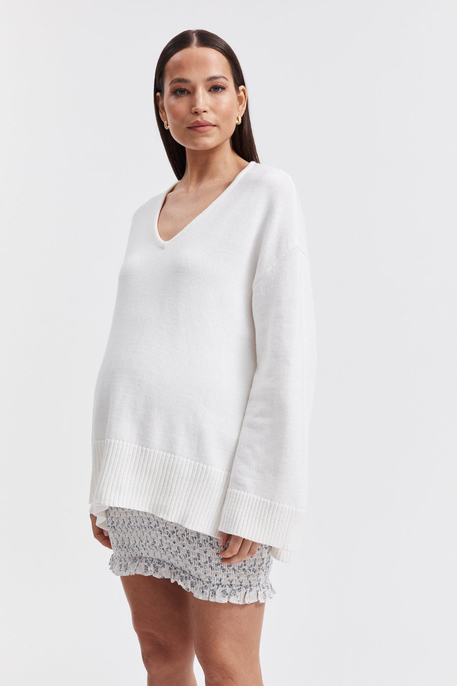 Stylish Breastfeeding Friendly V Neck Jumper (White) 2