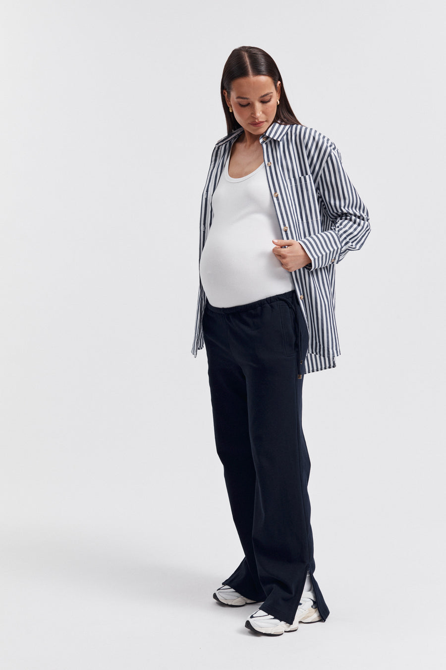 Stylish Maternity Jogger (Navy) 4