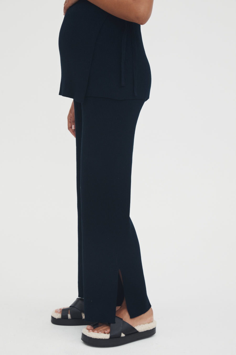 Stylish Maternity Knit Pant (Navy) 4