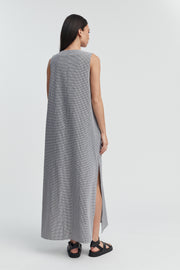Stylish Maternity Maxi Dress (Gingham Check) 9
