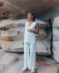 Stylish Maternity V Neck Rib Tank (White) 5