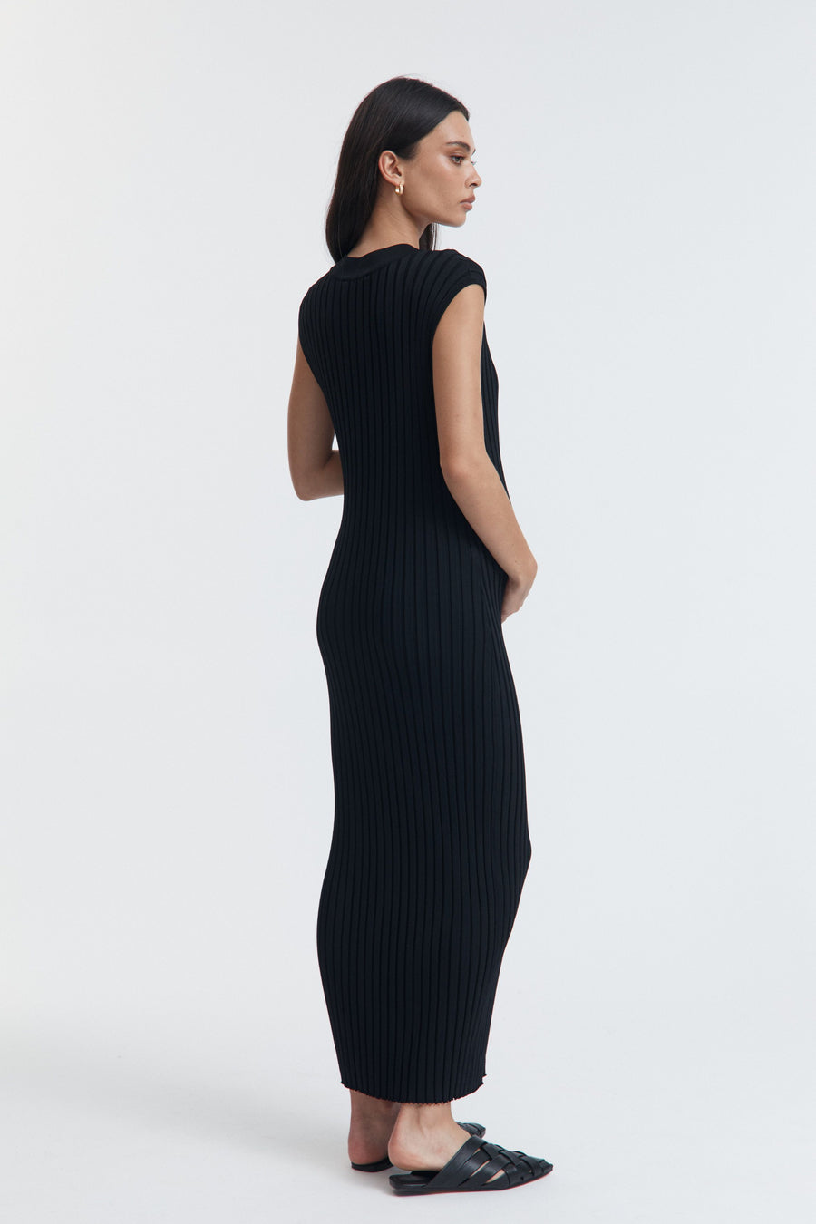 The Best Black V Neck Maternity Dress 6