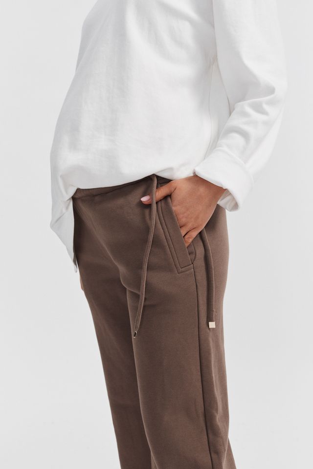 Stylish Maternity Jogger (Chocolate) 5