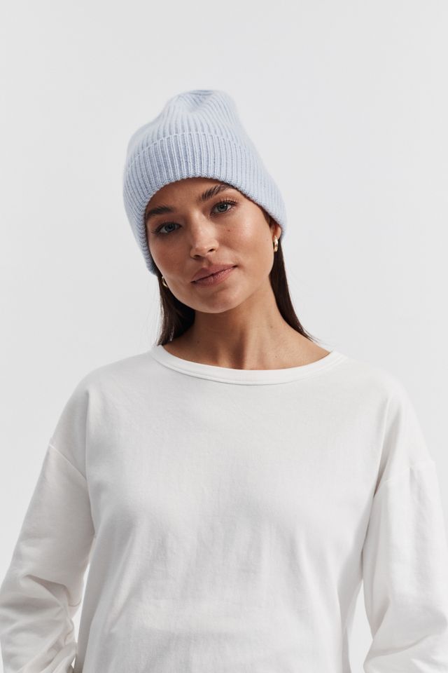 Stylish Cashmere Beanie (Powder) 3