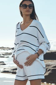 Essential Knit Short (White with Navy)